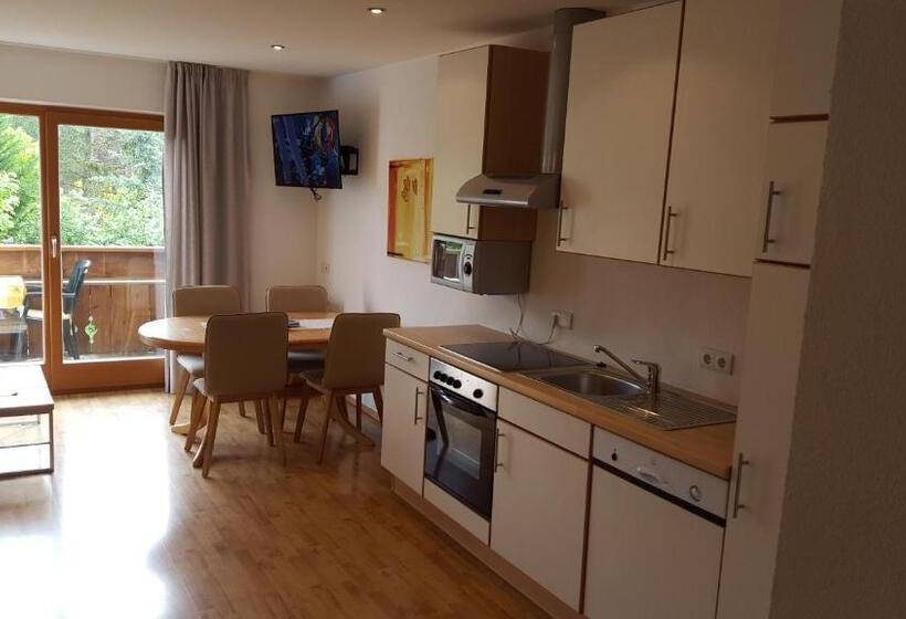 带阳台两卧公寓, Residence Klementhof