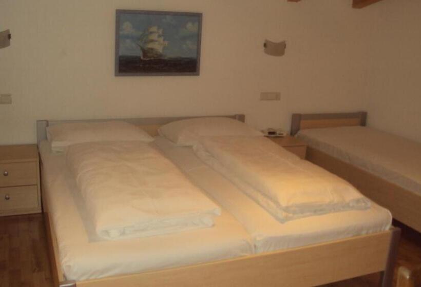 带阳台两卧公寓, Residence Klementhof