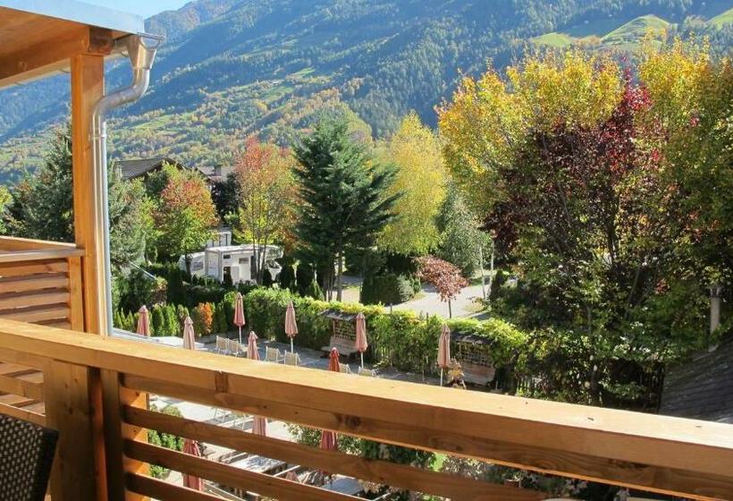 带阳台两卧公寓, Residence Sägemühle