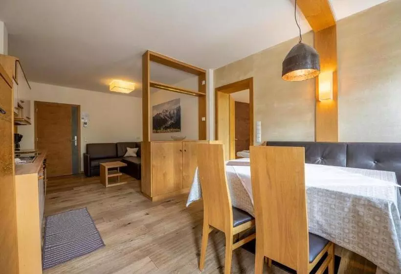 バルコニー付２ベッドルームアパートメント, Residence Sägemühle