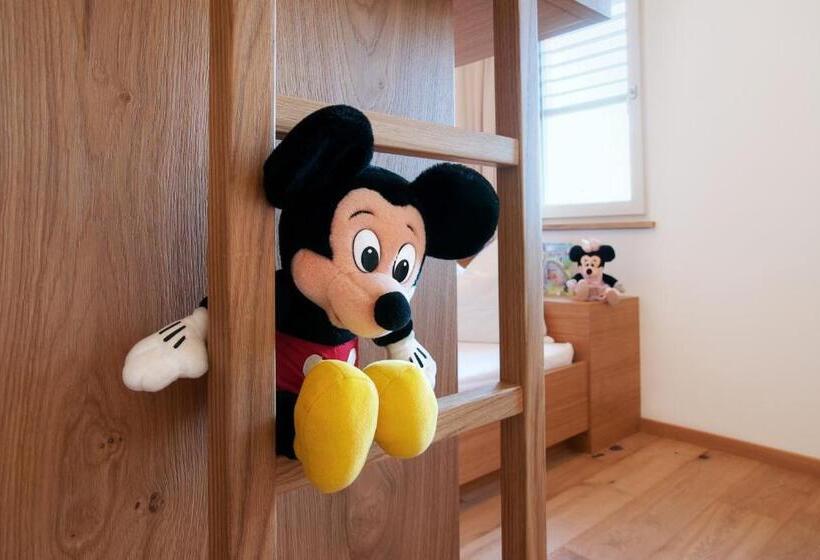 带阳台两卧公寓, Residence Sägemühle