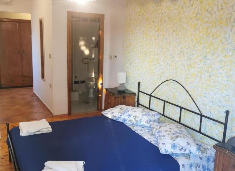 חדר דלוקס, Rooms Milan 1370