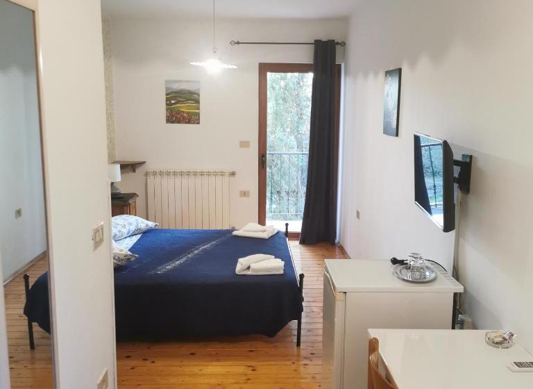 חדר דלוקס, Rooms Milan 1370