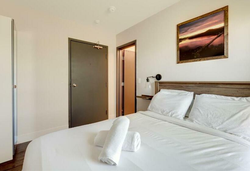 חדר סטנדרט, Hi Kelowna Hostel