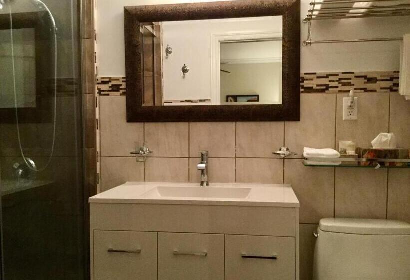 ガーデンビュースタンダードルーム, Via Veneto Old Town