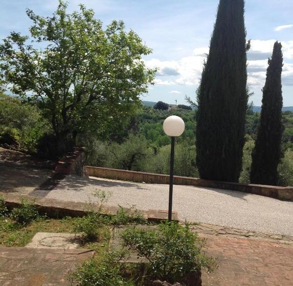 آپارتمان 3 خوابه, Villa Agostoli
