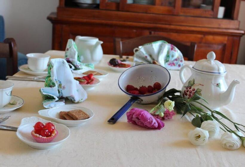 ویلای 3 خوابه, Villa Agostoli
