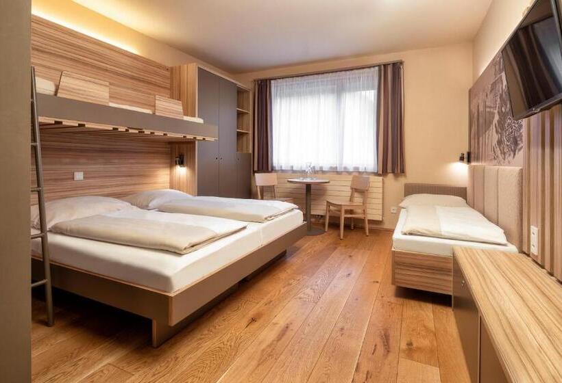اتاق استاندارد چهار تخته, Jufa Hotel Malbun