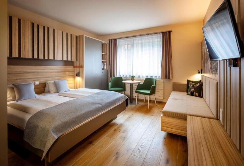 اتاق استاندارد چهار تخته, Jufa Hotel Malbun