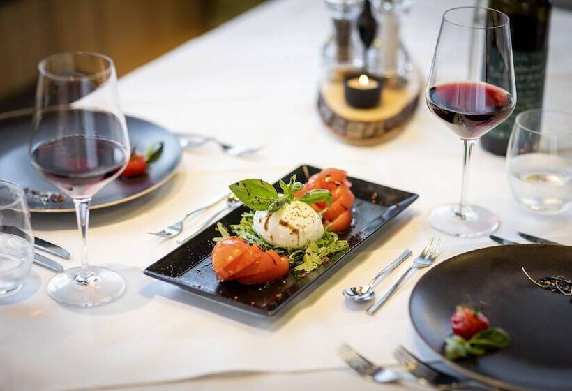 اتاق استاندارد چهار تخته, Jufa Hotel Malbun