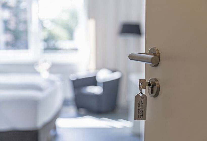 חדר קומפורט, Beach Hotel California