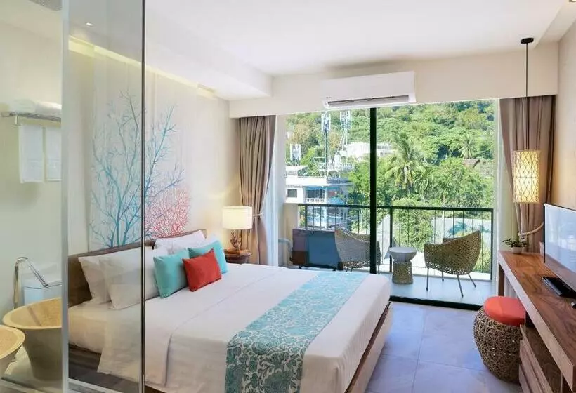 バルコニー付きデラックスルーム, Bandara Phuket Beach Resort