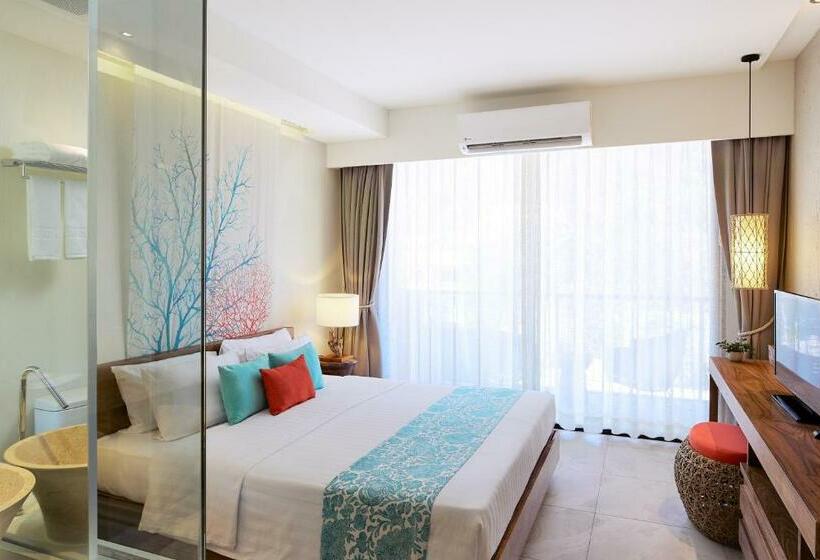 חדר דלוקס עם מרפסת, Bandara Phuket Beach Resort