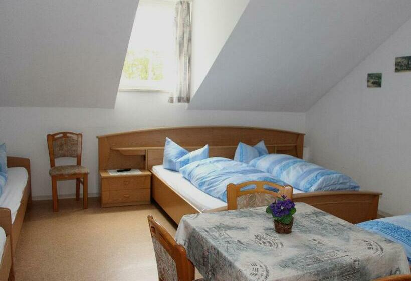 패밀리 룸, Bayerischer Hof