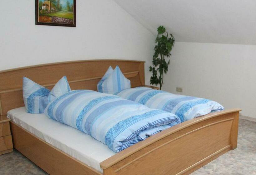 스탠다드 트리플 룸, Bayerischer Hof