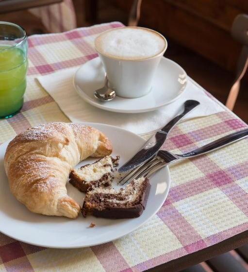 Четырехместный Номер Стандарт, B&b Ponte A Nappo San Gimignano