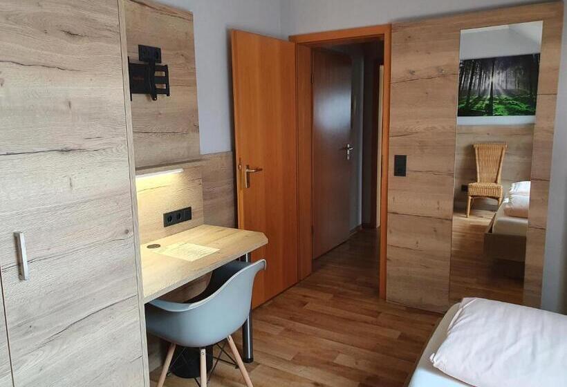 침실 2개 아파트, Bigger Hof   Wirtshaus Platzhirsch Am Jahnplatz