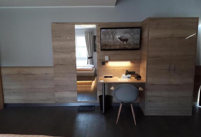 주니어 스위트 발코니, Bigger Hof   Wirtshaus Platzhirsch Am Jahnplatz