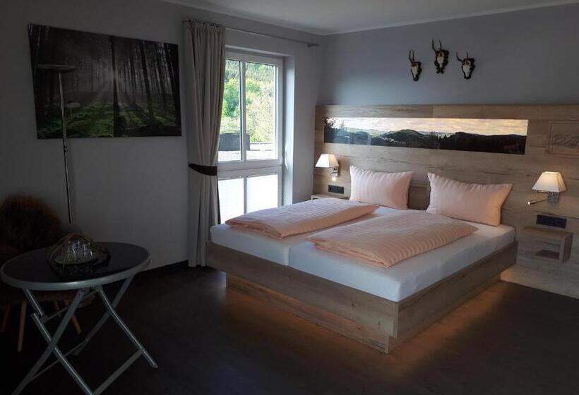 주니어 스위트 발코니, Bigger Hof   Wirtshaus Platzhirsch Am Jahnplatz