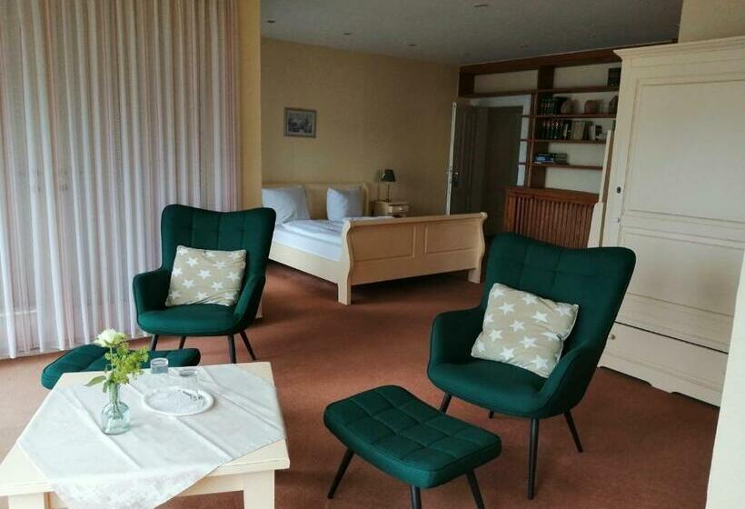 جناح مطل على البحيرة, Fährhaus Niederkleveez