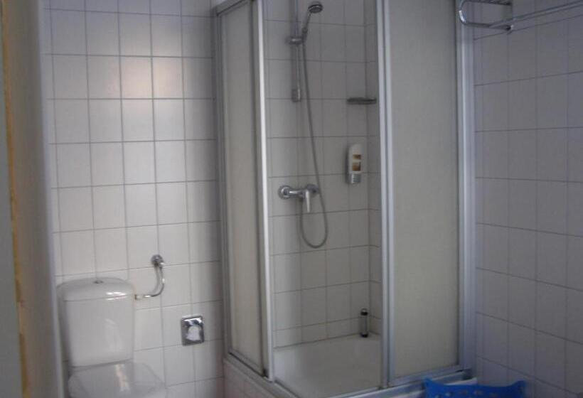 スタンダードルーム, Fährhaus Niederkleveez