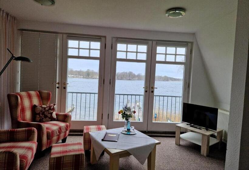 جناح عائلي, Fährhaus Niederkleveez