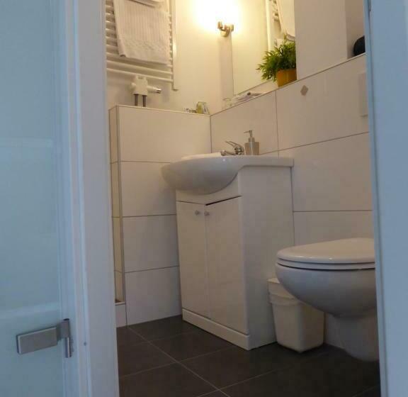 اتاق استاندارد یک نفره, Garni Tell