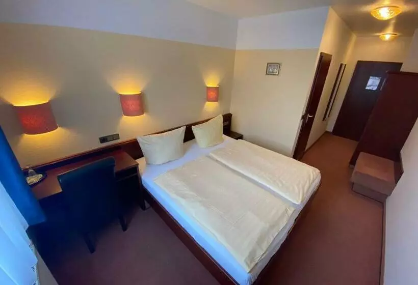 スタンダードルーム, Traditionshotel Goldener Löwe