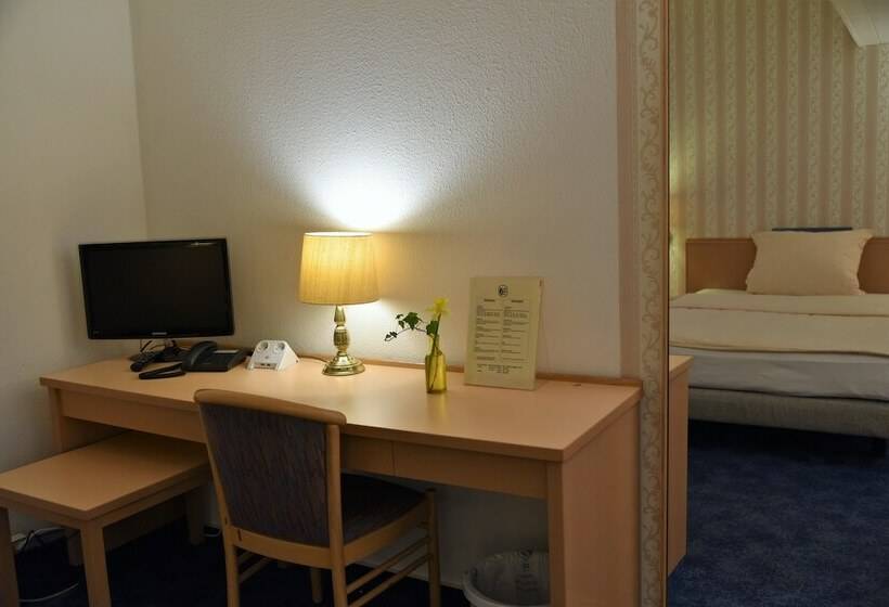 スタンダードシングルルーム, Harsshof