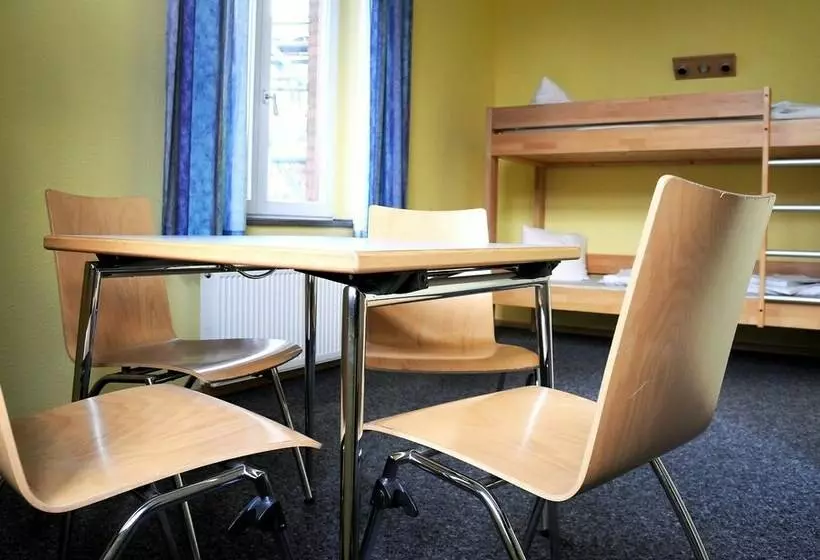 スタンダード4人部屋, Jugendherberge Duisburg Landschaftspark