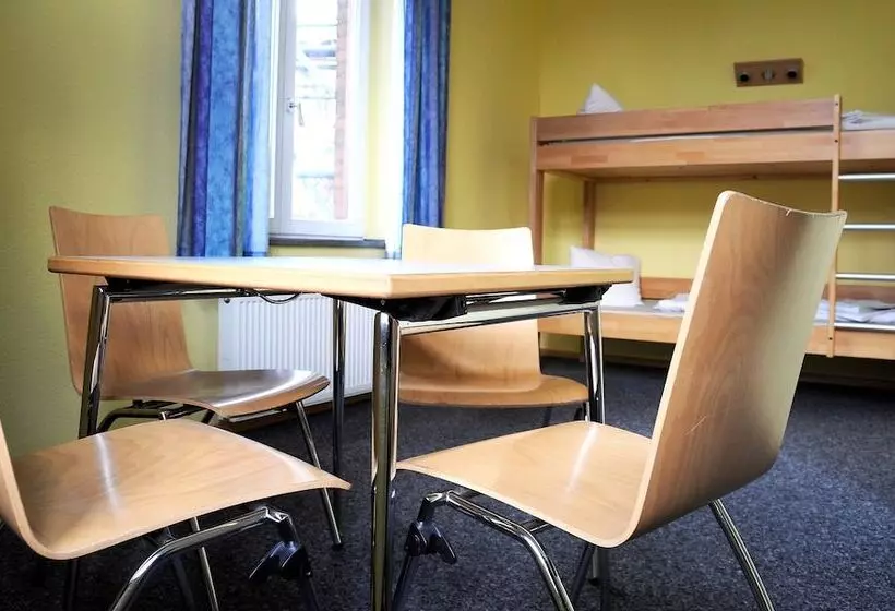 スタンダード4人部屋, Jugendherberge Duisburg Landschaftspark