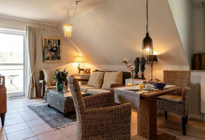 Апартаменты 1 Спальня с Балконом, Landhaus Calluna