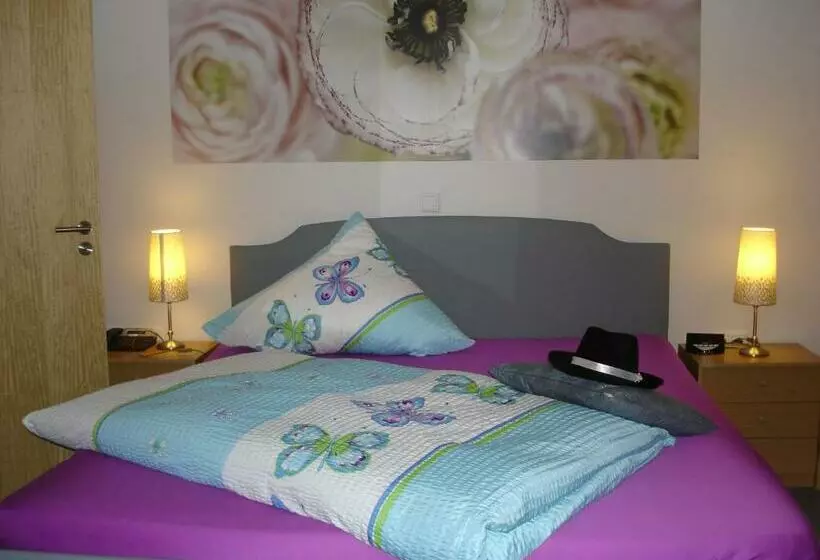 Standard-huone, Pension Und Ferienwohnungen Schweinsberg