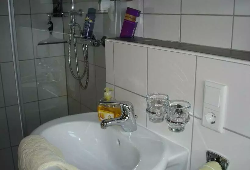 Standard-huone, Pension Und Ferienwohnungen Schweinsberg