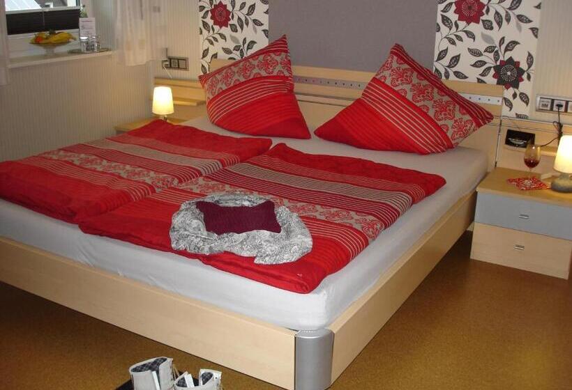 شقة غرفة واحدة, Pension Und Ferienwohnungen Schweinsberg