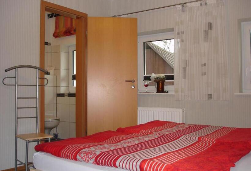 شقة غرفة واحدة, Pension Und Ferienwohnungen Schweinsberg