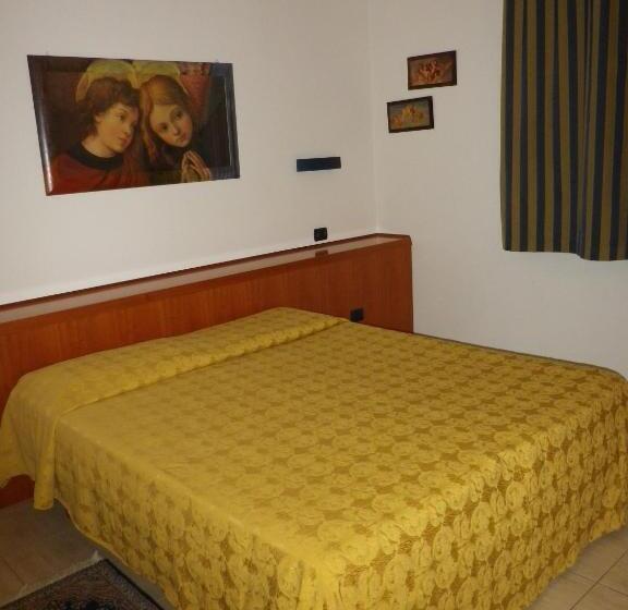 适合残疾人使用的标准间, Softwood