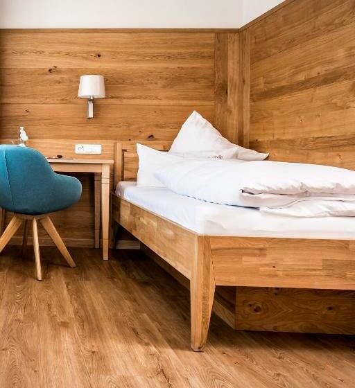 발코니 스탠다드 싱글 룸, Zur Rose