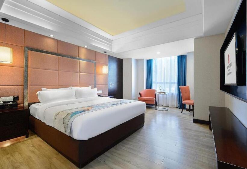 סוויטה משפחתית, Foshan Rezen Select Pasonda