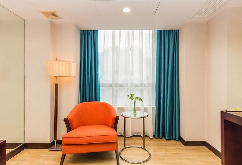 סוויטה אקזקיוטיב, Foshan Rezen Select Pasonda