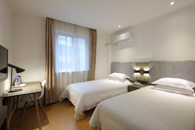 Номер Стандарт, Hanting  Hangzhou Wulin Road Center