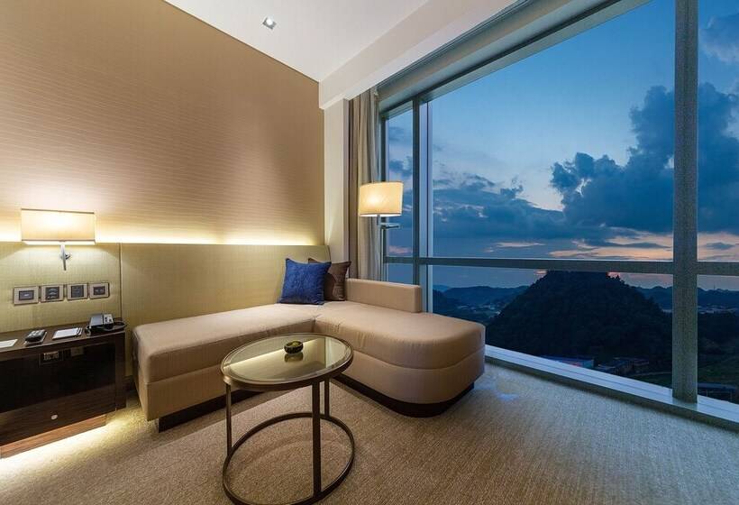 סוויטת ג'וניור, New World Guiyang