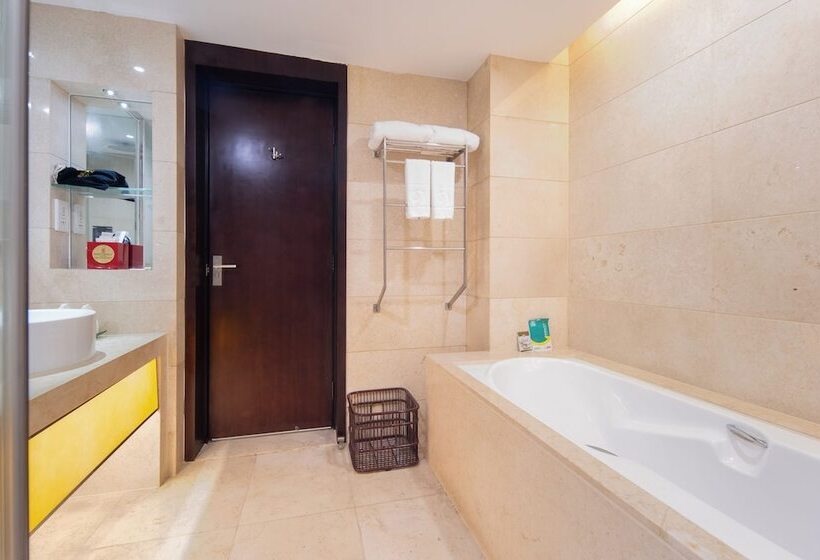 סוויטה אקזקיוטיב, Foshan Rezen Select Pasonda