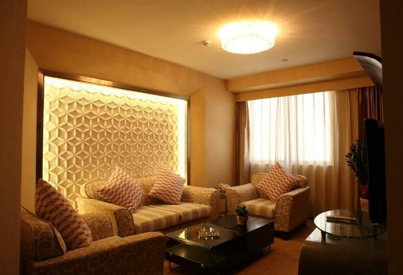 סוויטה, Motel Xiamen Railway Station