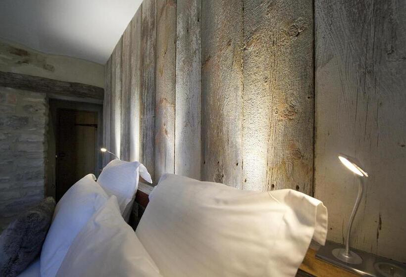 キングサイズベッドのスタンダードルーム, La Maison Du Passage   Chambres   Suites Premium, Spa, Piscine Et Restaurant