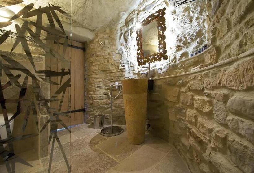 デラックスルーム, La Maison Du Passage   Chambres   Suites Premium, Spa, Piscine Et Restaurant