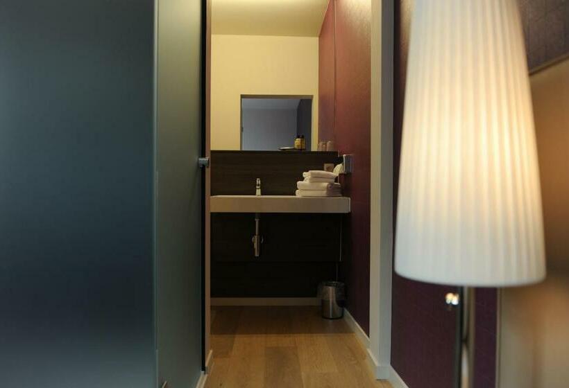 Номер Стандарт, Charmehotel Villa Saporis