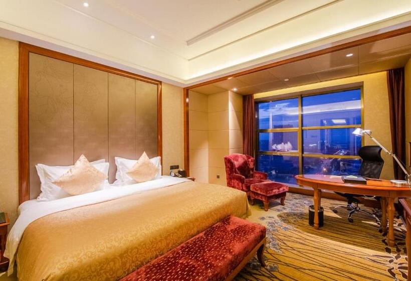 جناح عائلي, Grand Skylight International Hotel Wuhai