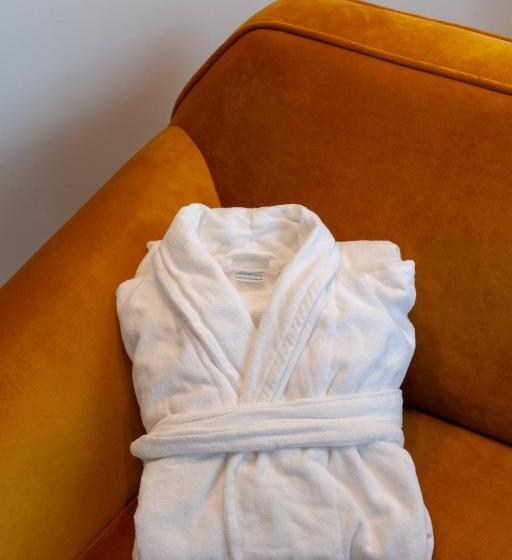 سوییت جونیور, Banks Antwerp