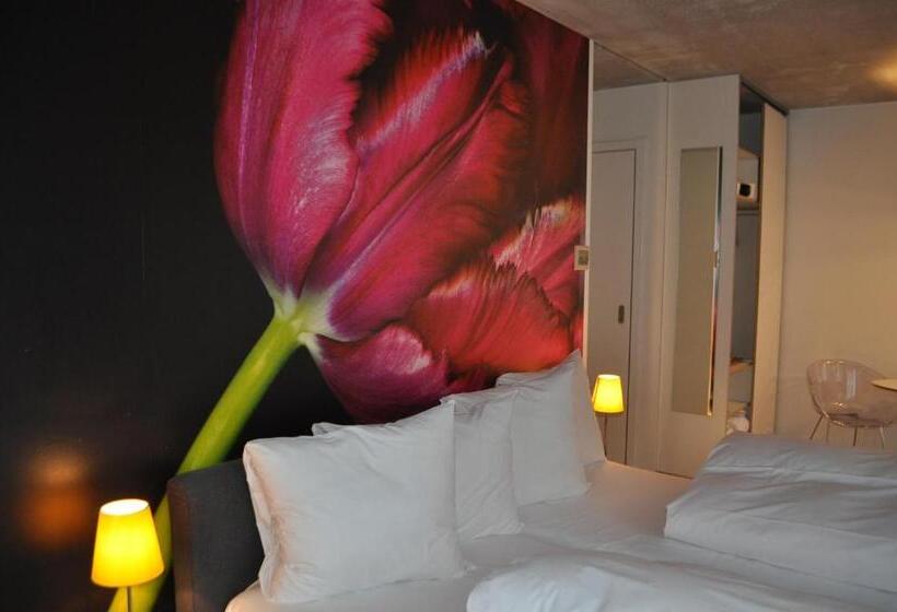 سوییت جونیور, Banks Antwerp